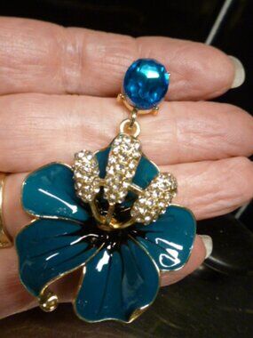 NEW Dark teal enamel rhinestone lily dangle earrings SO PRETTY Betsey Johnson